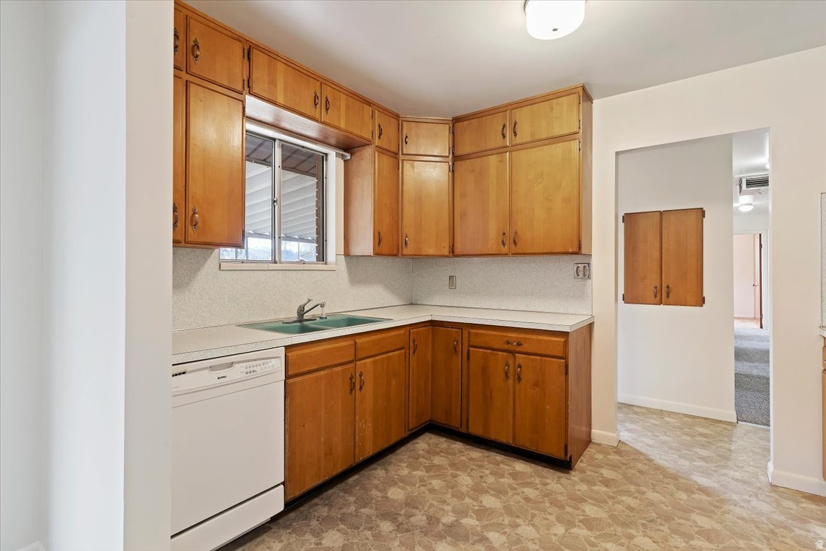 IMPERIAL ESTATES - Residential