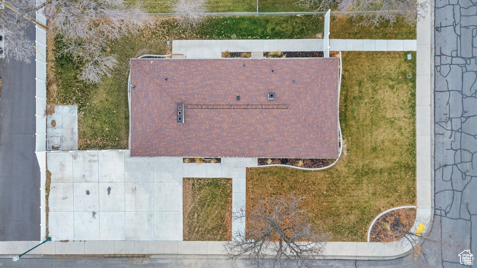 VU-MONT - Residential Income