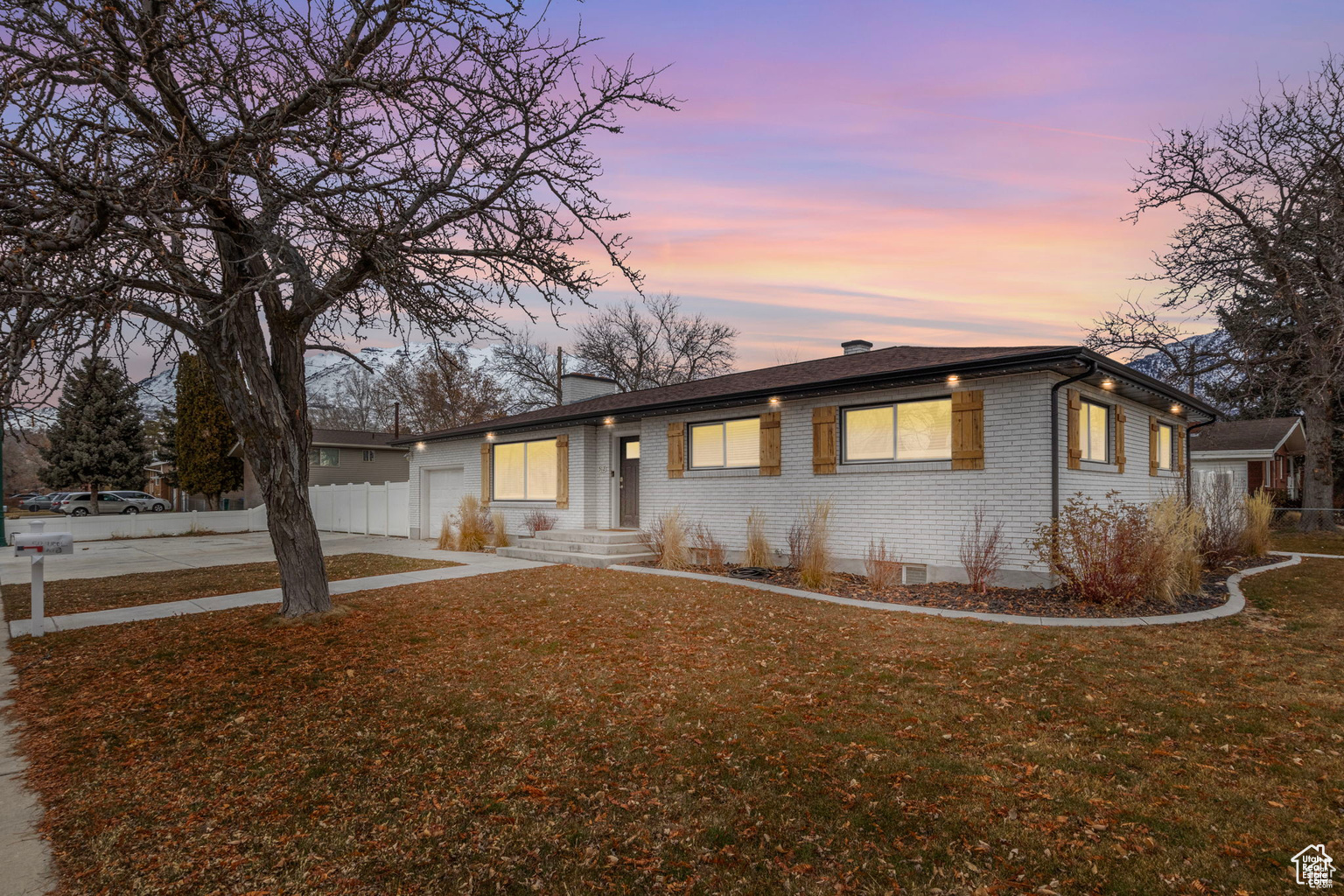 VU-MONT - Residential Income