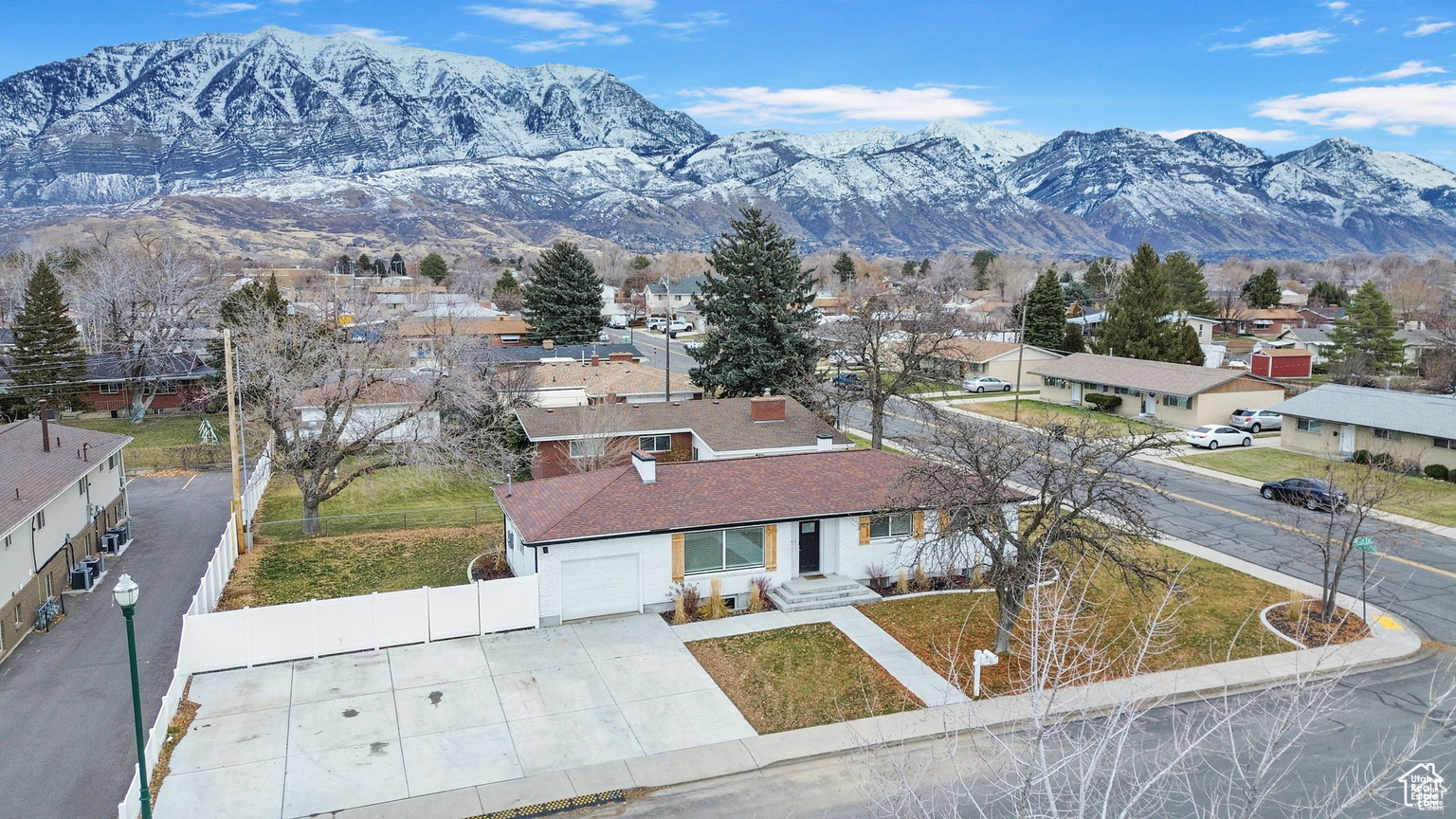 VU-MONT - Residential Income