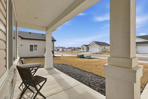 Tiny photo for 852 N 930 W, Tremonton, UT 84337 (MLS # 2138053)