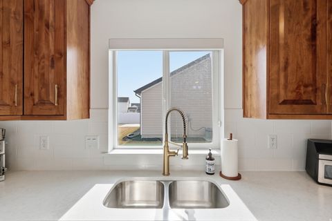 Tiny photo for 852 N 930 W, Tremonton, UT 84337 (MLS # 2138053)