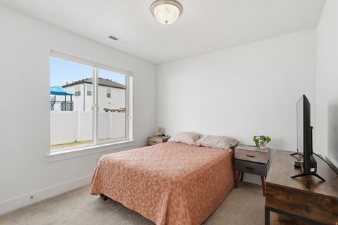 Tiny photo for 852 N 930 W, Tremonton, UT 84337 (MLS # 2138053)