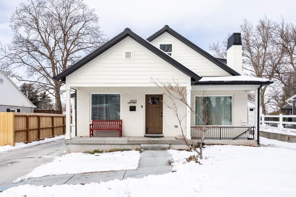 Photo of 1800 S YUMA ST, Salt Lake City, UT 84108 (MLS # 2139029)