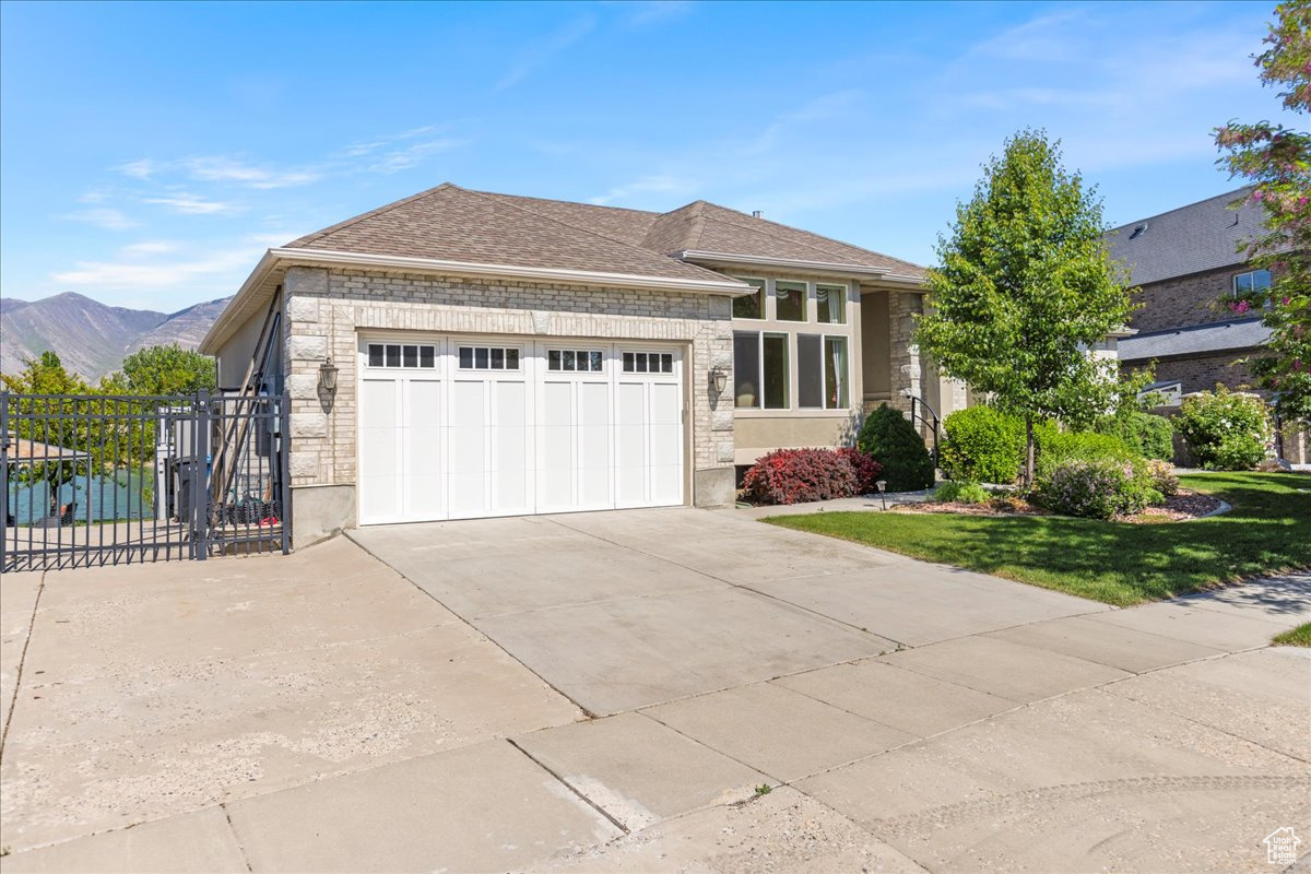 LAKESIDE SUBDIVISION - Residential