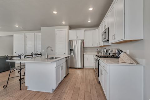 Tiny photo for 2380 N 3370 W, Lehi, UT 84048 (MLS # 2151094)