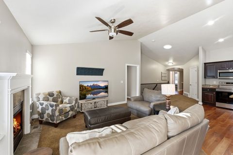 Tiny photo for 799 S RICE RD, Farmington, UT 84025 (MLS # 2134898)