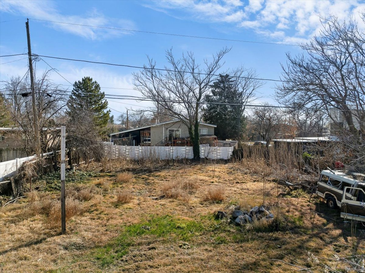 FEDERAL ACRES - Land