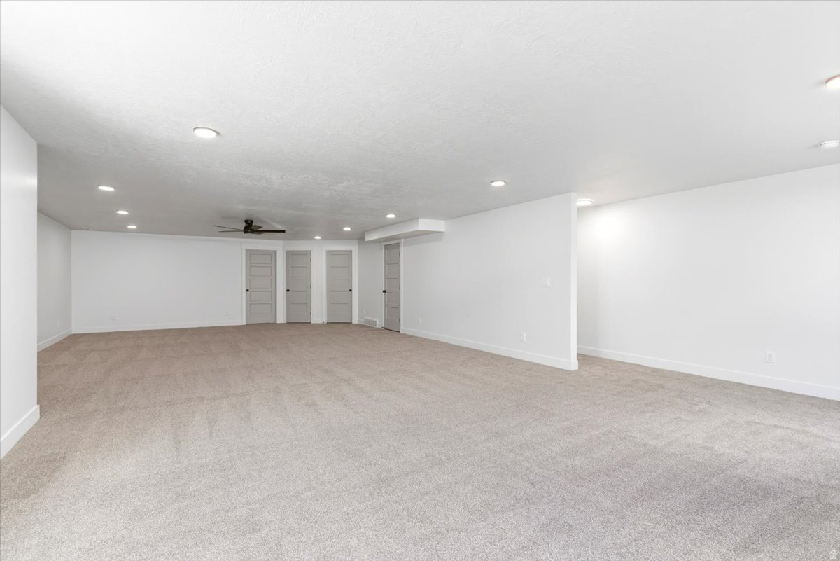 SUNVIEW ESTATES - Residential