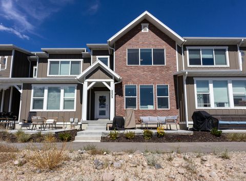 Photo of 2229 N CANAL VIEW DRIVE LN, Heber City, UT 84032 (MLS # 2126702)