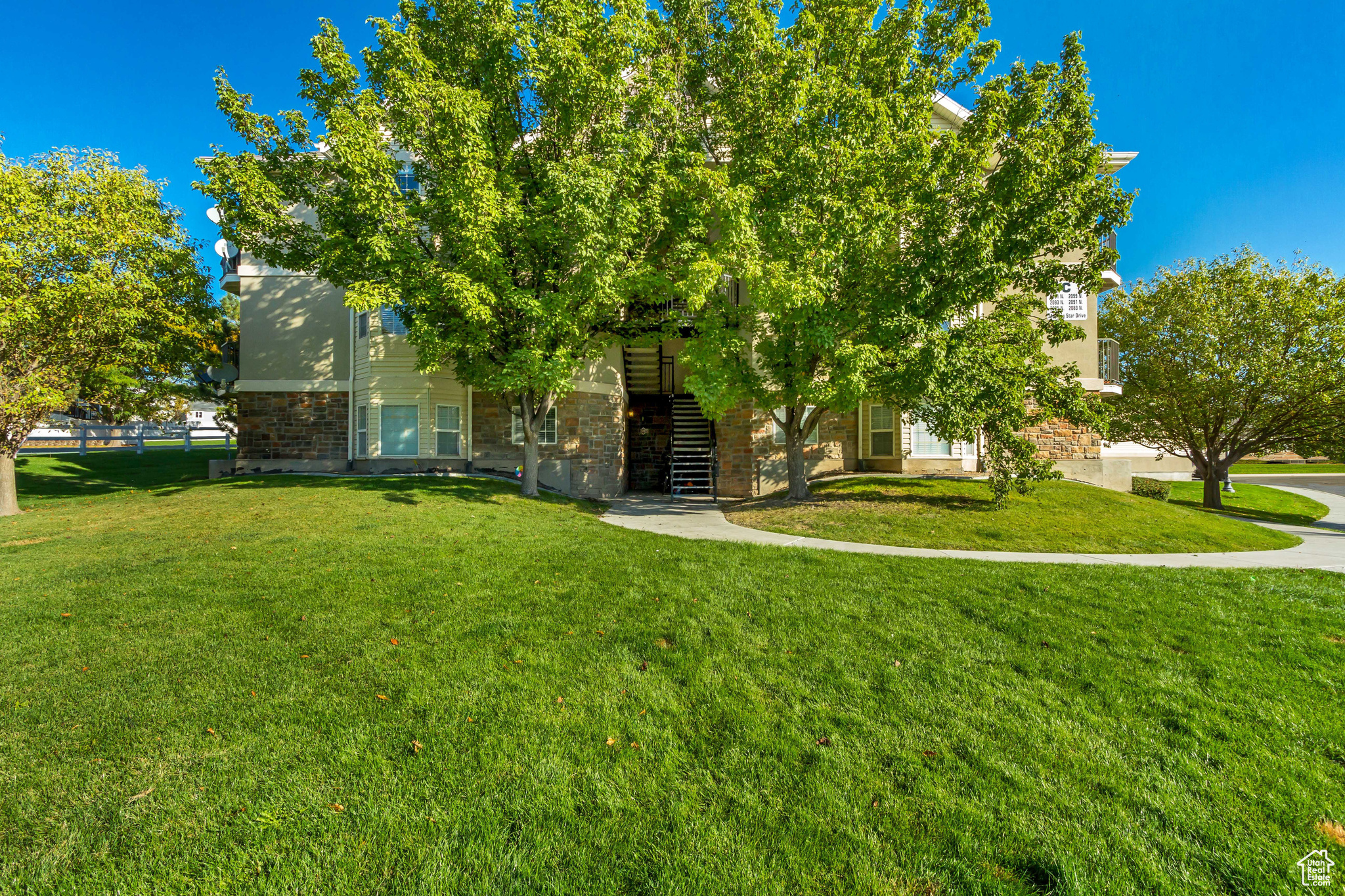 2093 N Morning Star Dr, Saratoga Springs, Utah image 18