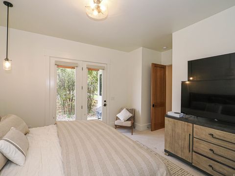 Tiny photo for 3167 S MAPLETON ESTATES DR, Mapleton, UT 84664 (MLS # 2144840)