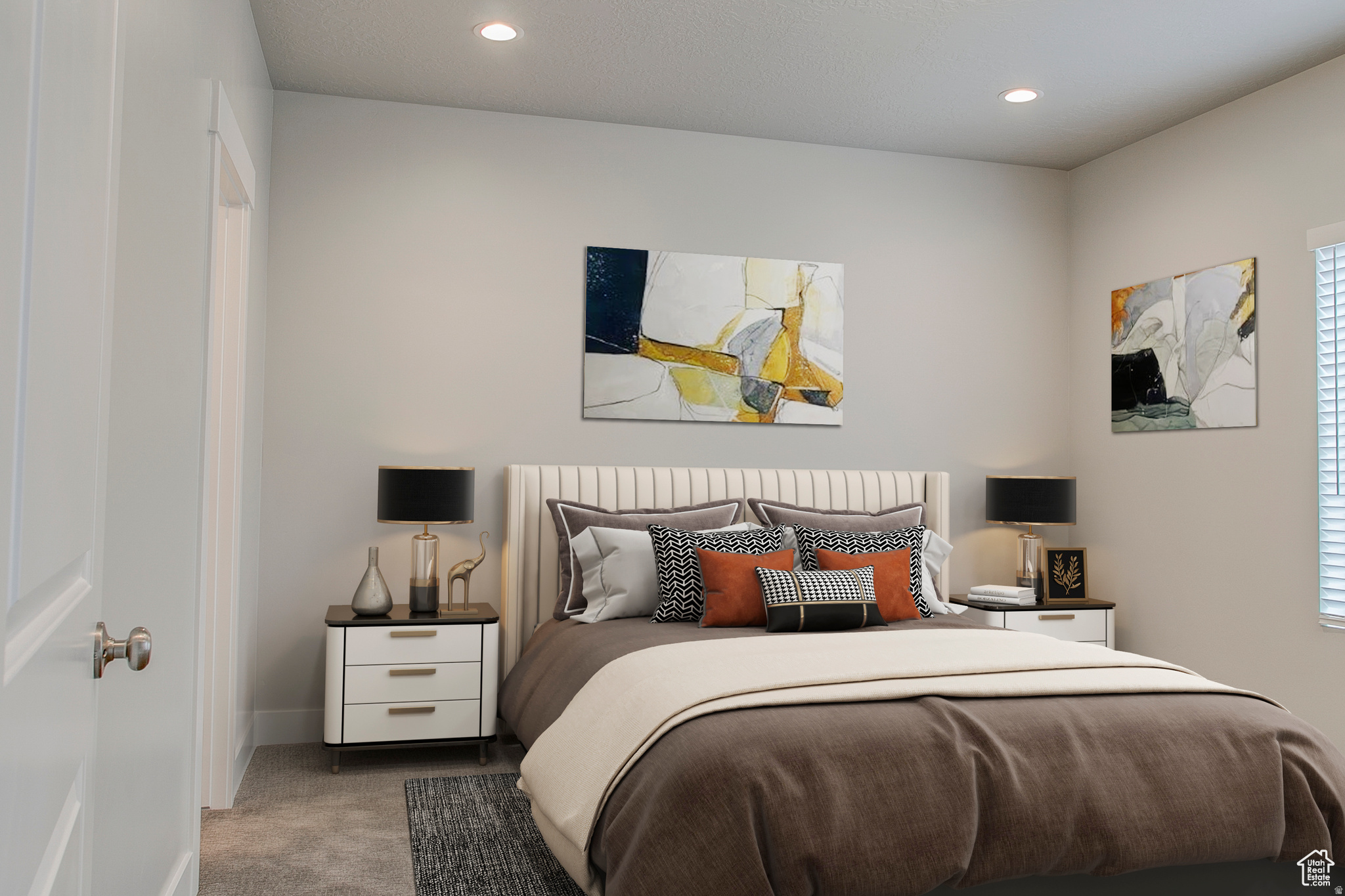 THE HILLS - Residential