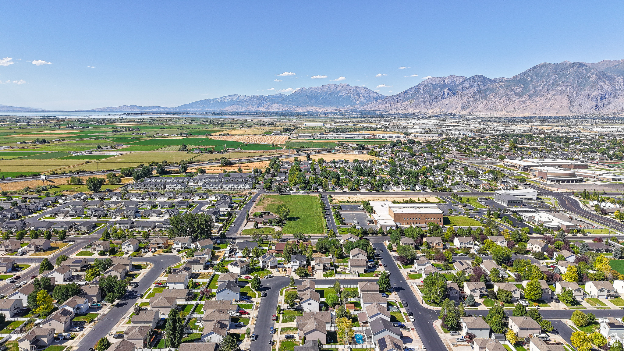 SPANISH FIELDS - Residential