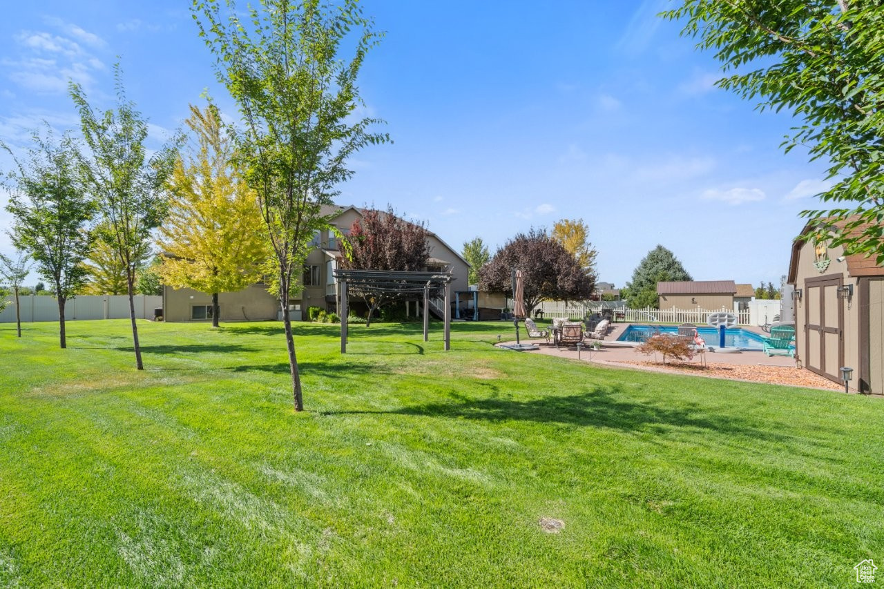 JONI ACRES - Residential