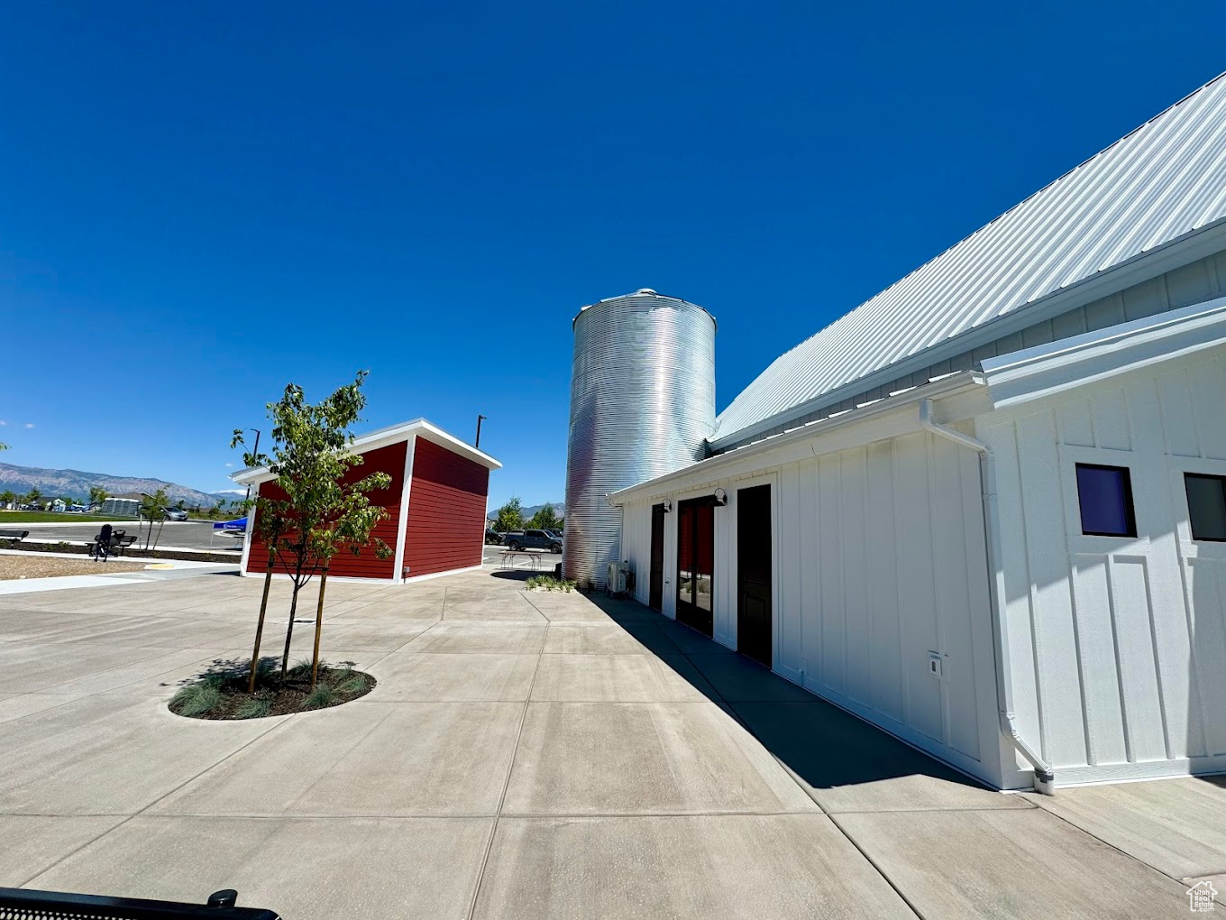 JONI ACRES - Residential