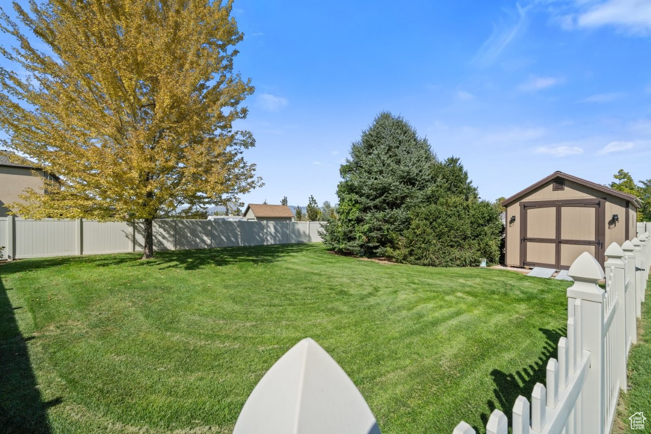 JONI ACRES - Residential