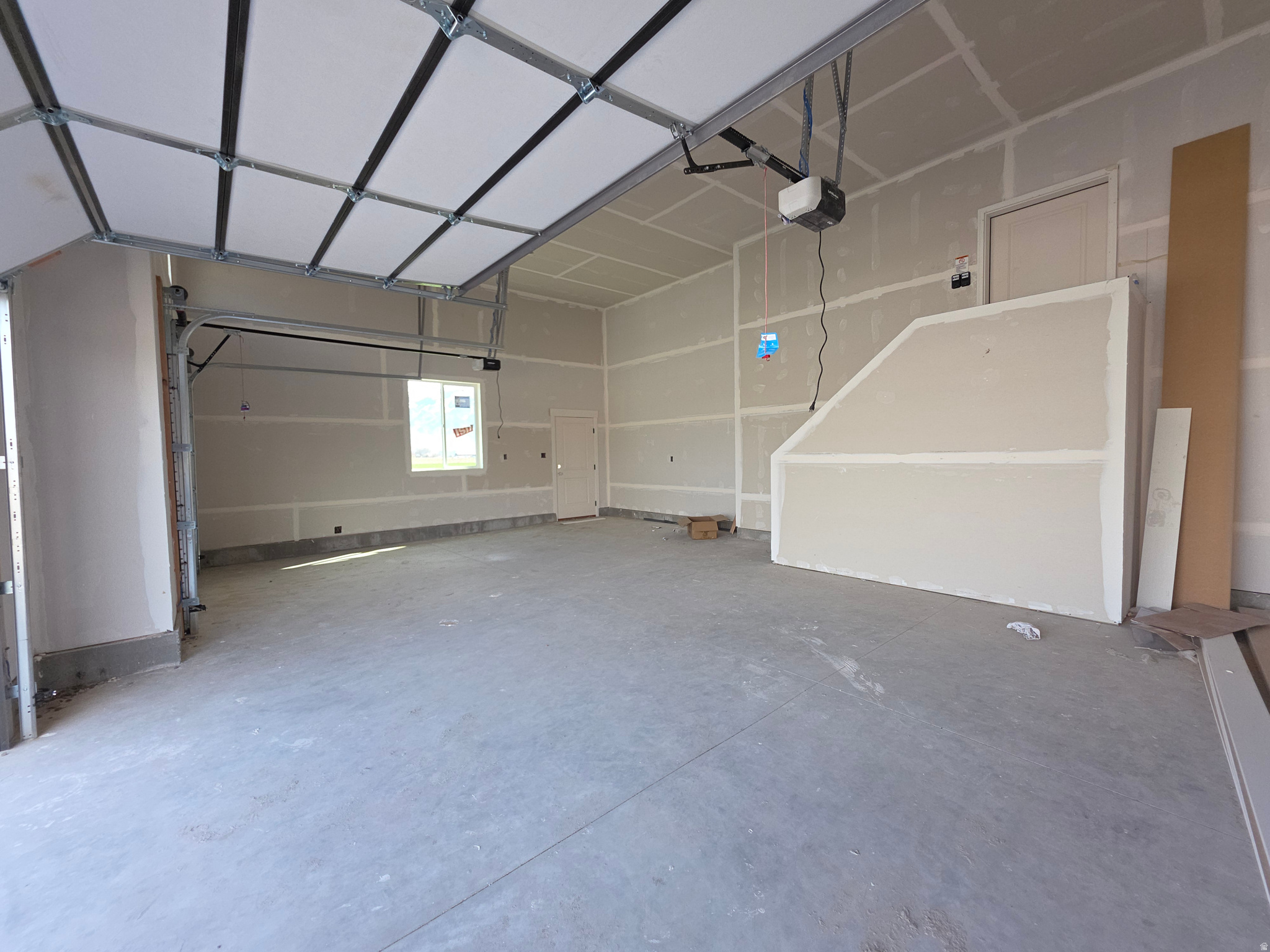 ESTATES AT RIVERVIEW - Residential