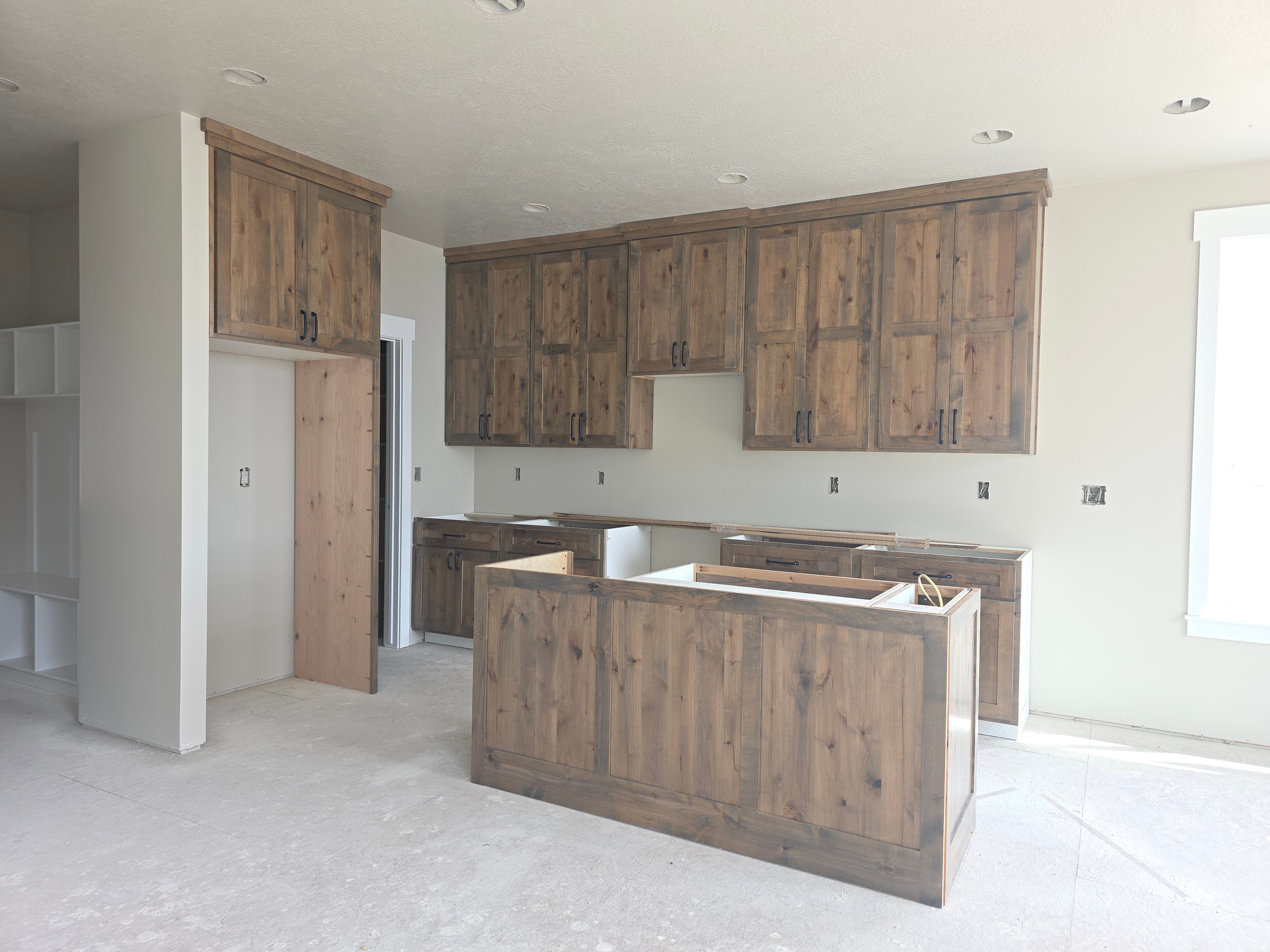 ESTATES AT RIVERVIEW - Residential