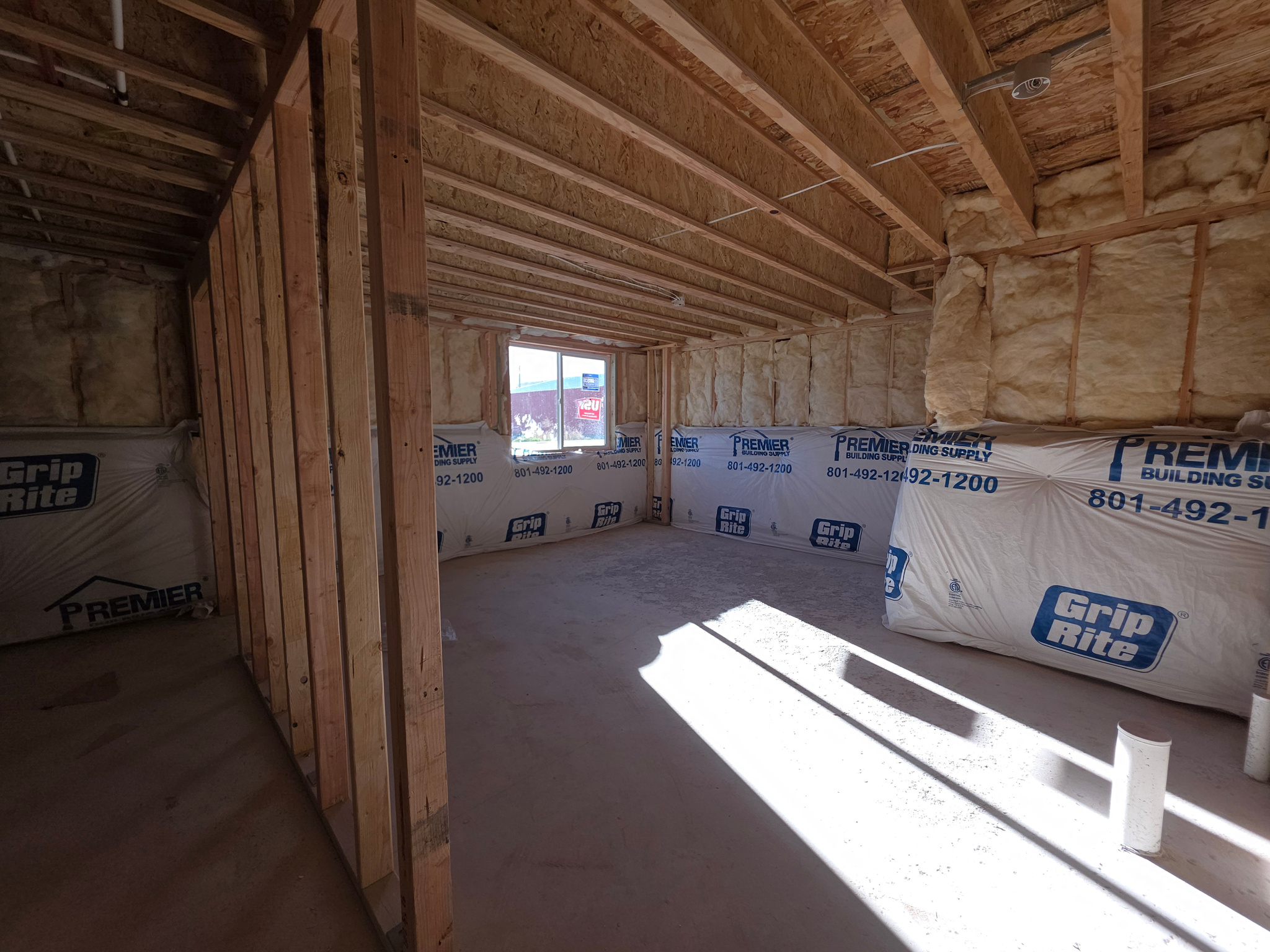 ESTATES AT RIVERVIEW - Residential