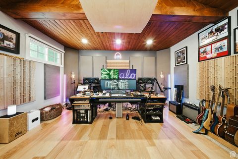 Tiny photo for 1734 E SPRING LN, Holladay, UT 84117 (MLS # 2119073)