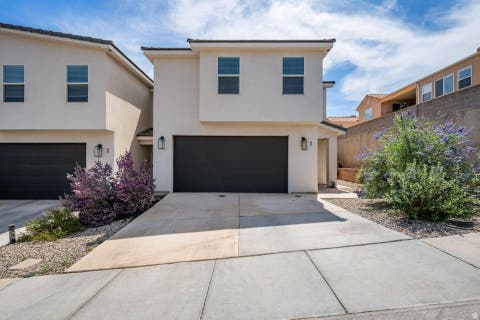 Townhouse For Sale - 686 N 275 #1<br/> La Verkin, UT 84745