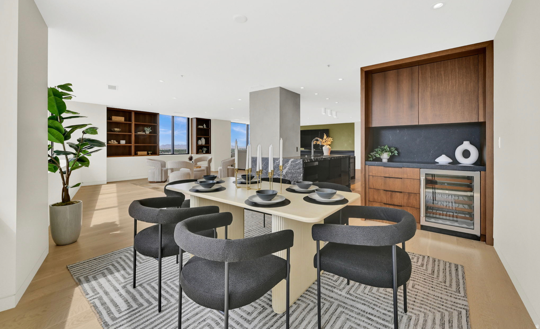 AMERICAN TOWERS - Residential