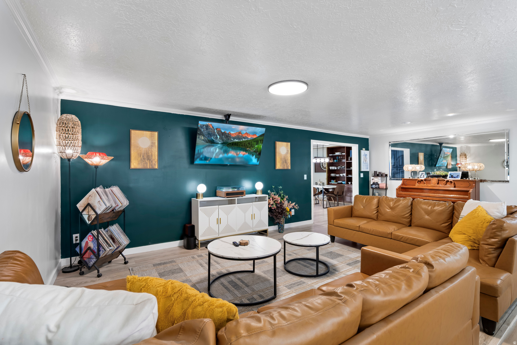 WOODLAND ESTATES - Residential