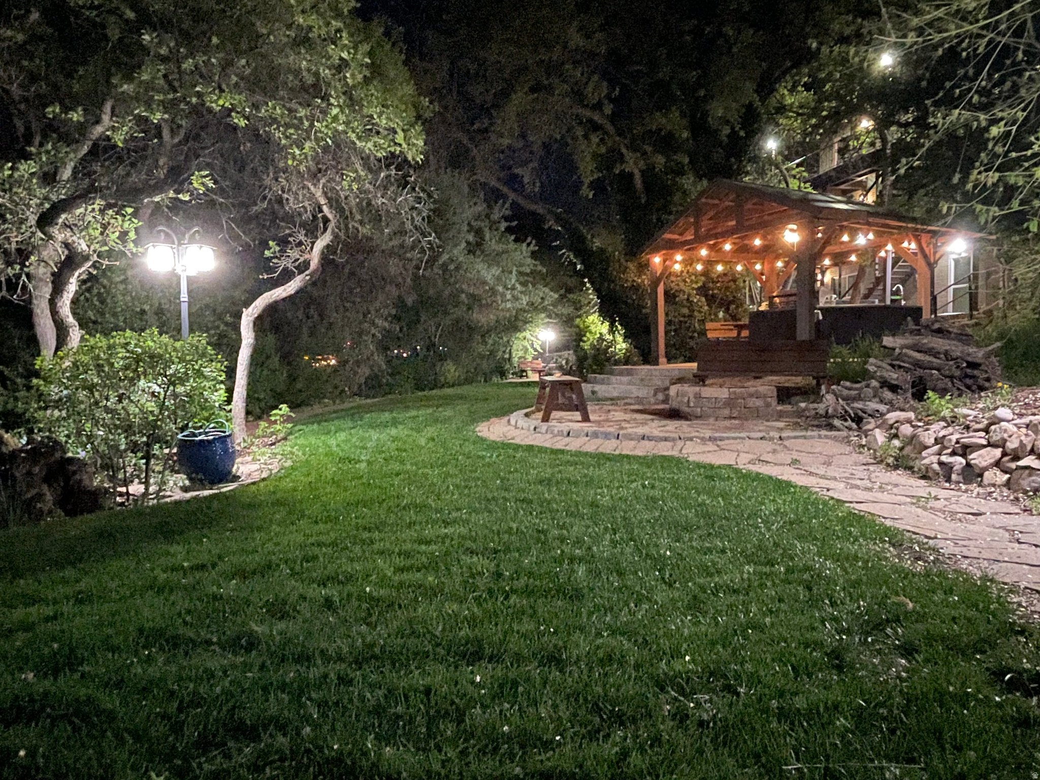 UPLAND TERRA - Residential