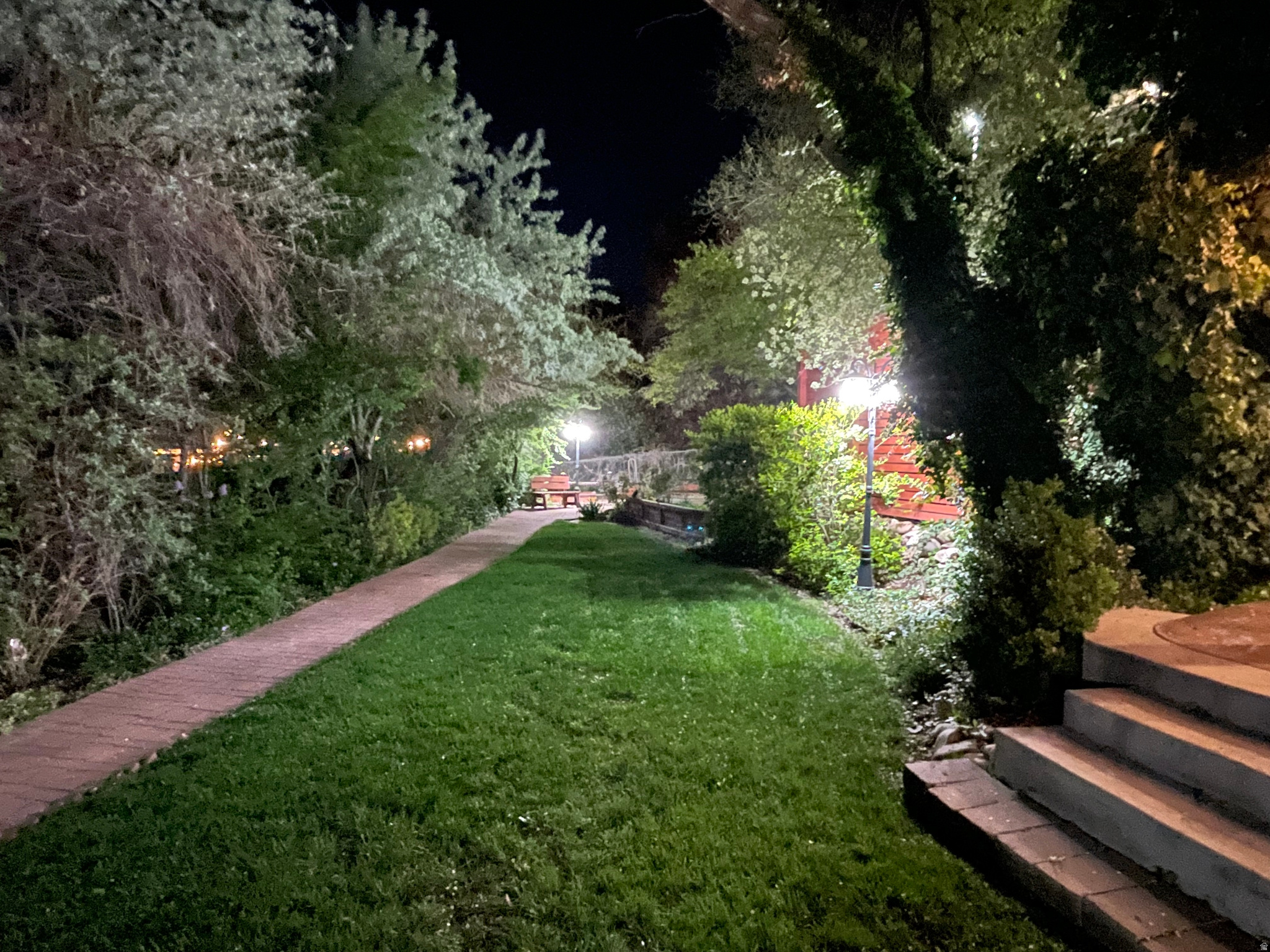 UPLAND TERRA - Residential