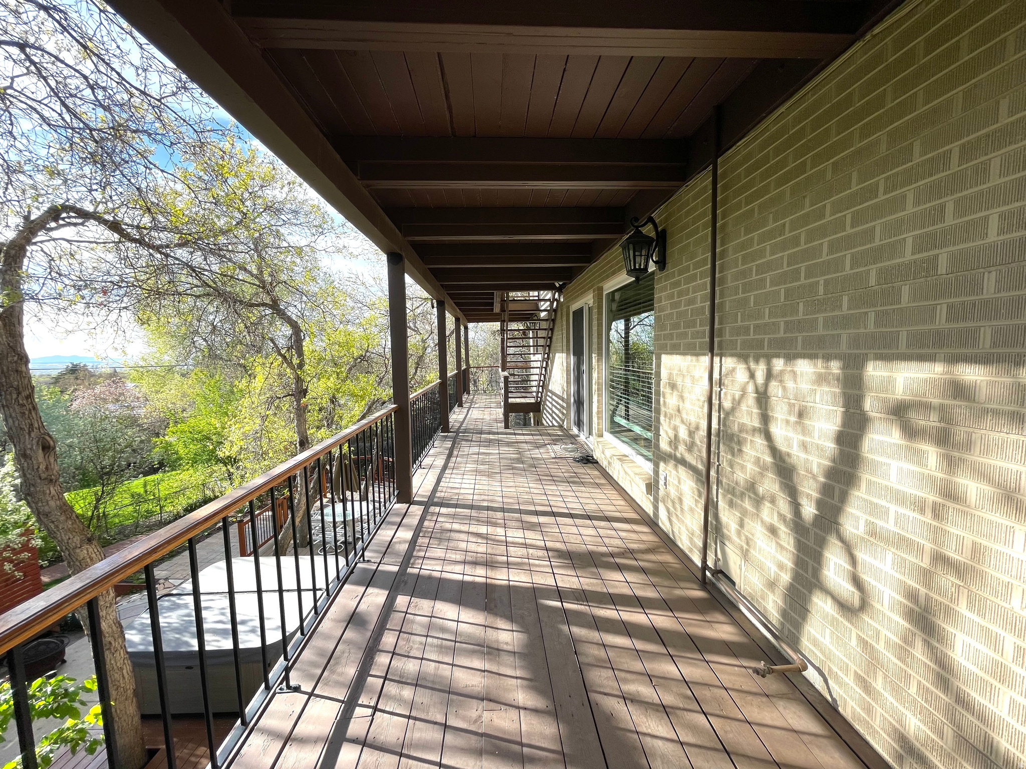 UPLAND TERRA - Residential