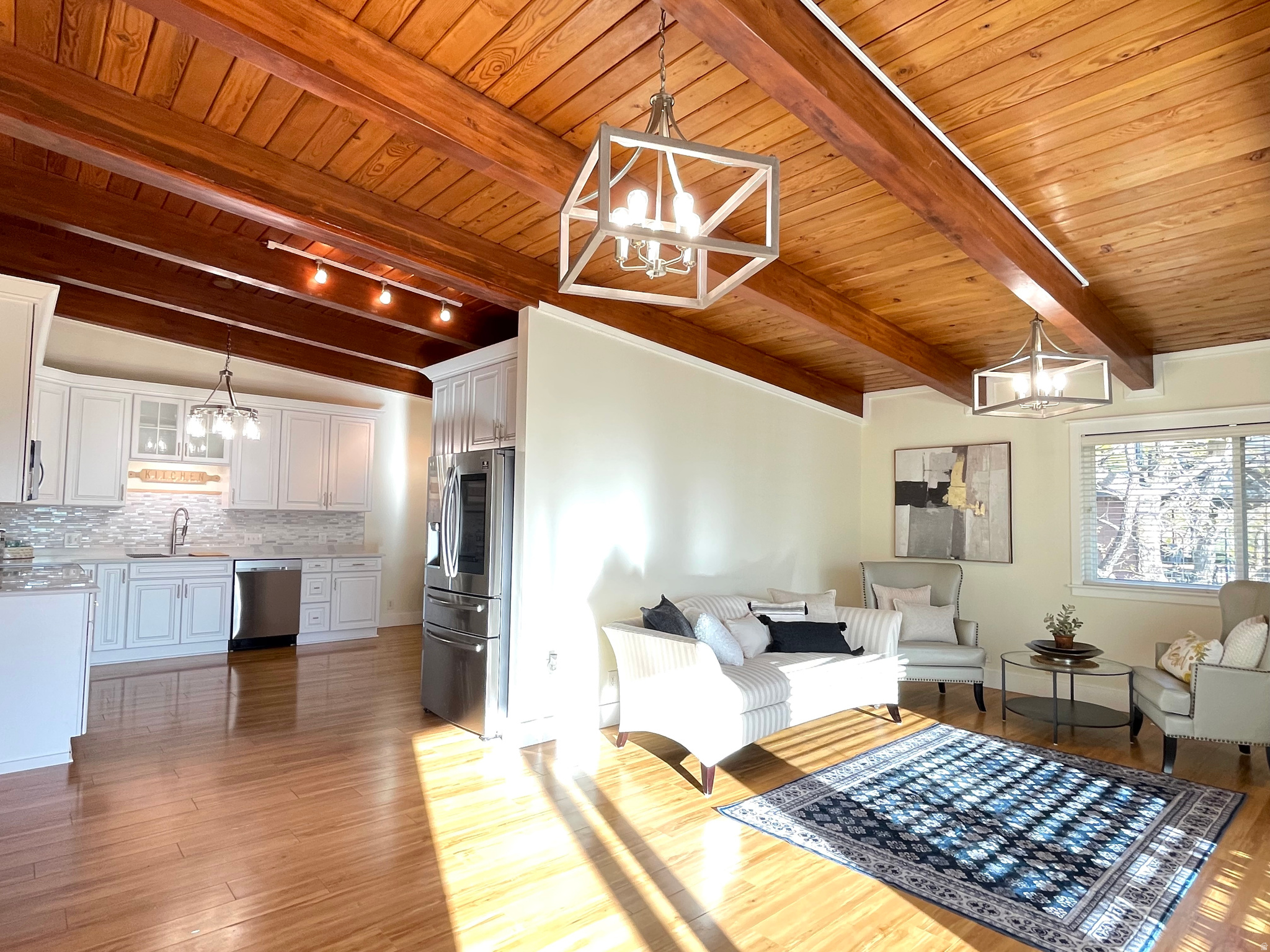 UPLAND TERRA - Residential