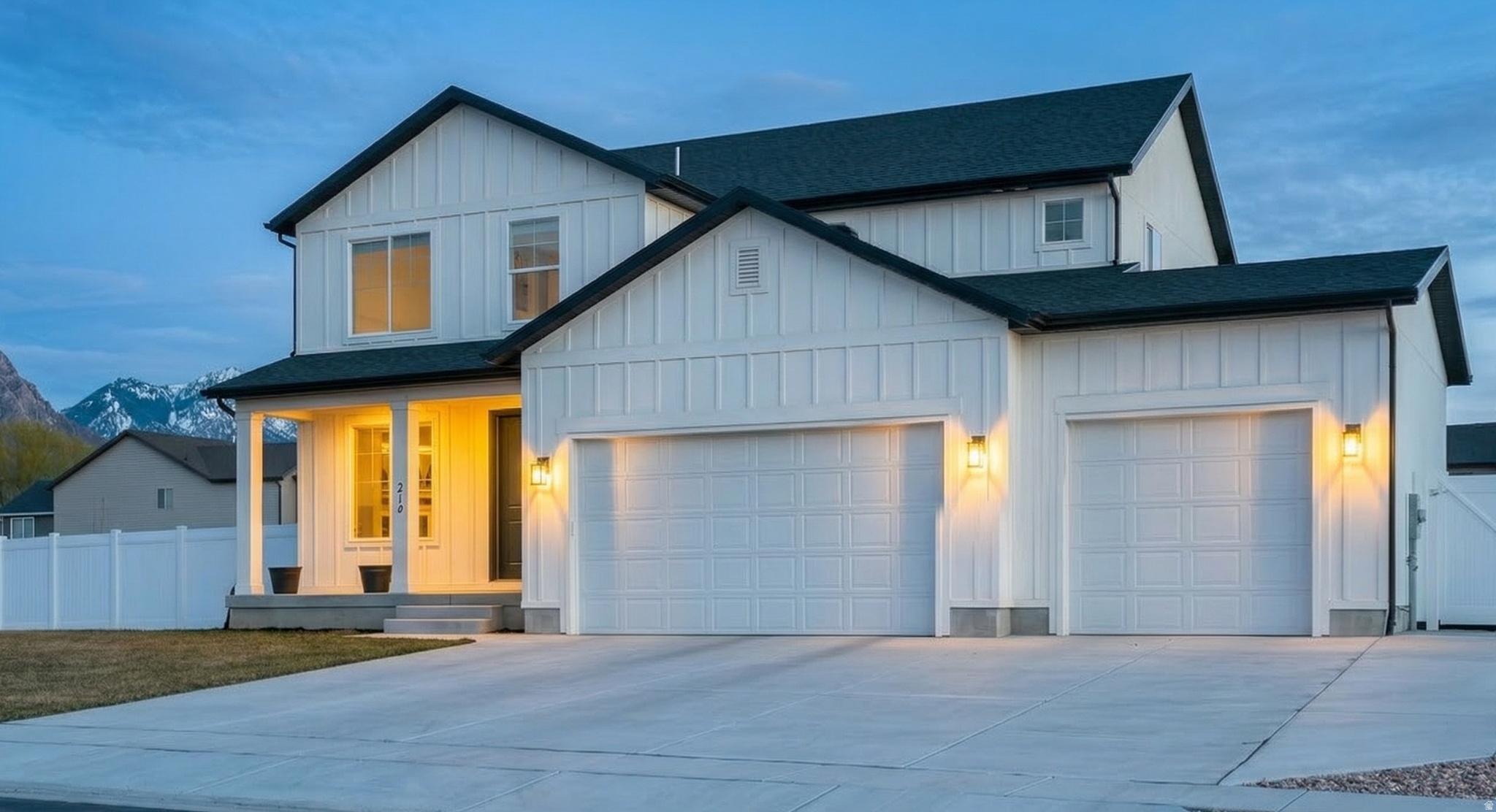 MONTGOMERY FARMS - Residential