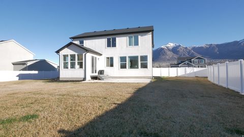 Tiny photo for 215 E MONTGOMERY LN, North Ogden, UT 84414 (MLS # 2144600)