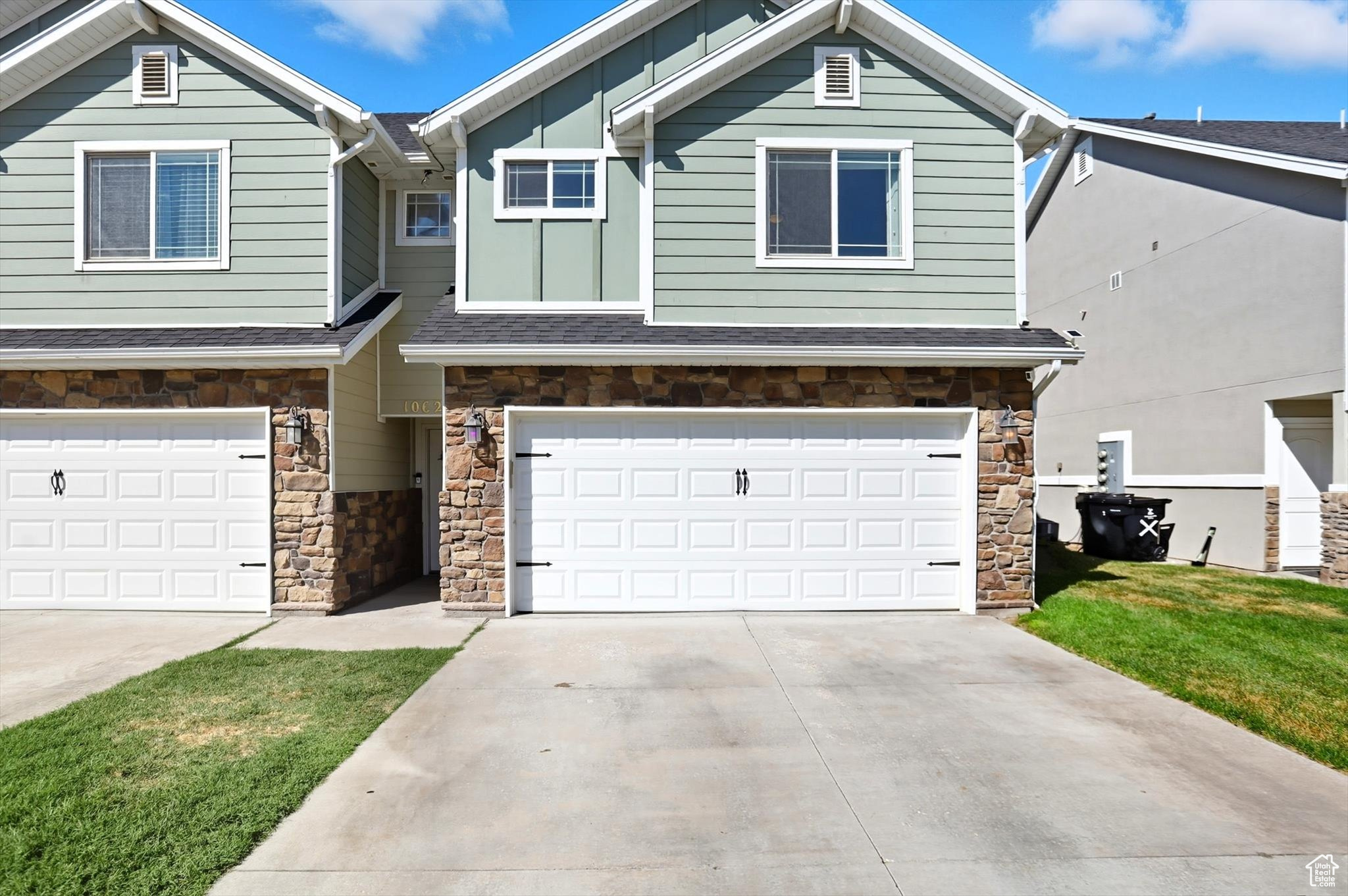 STOKER GARDENS - Residential