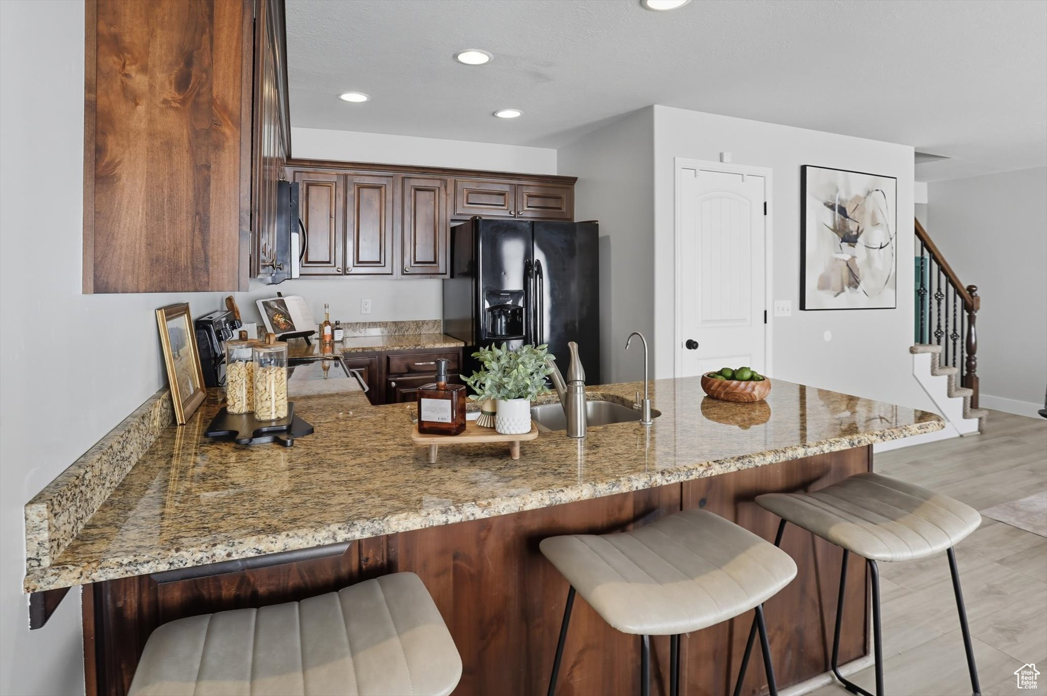 STOKER GARDENS - Residential