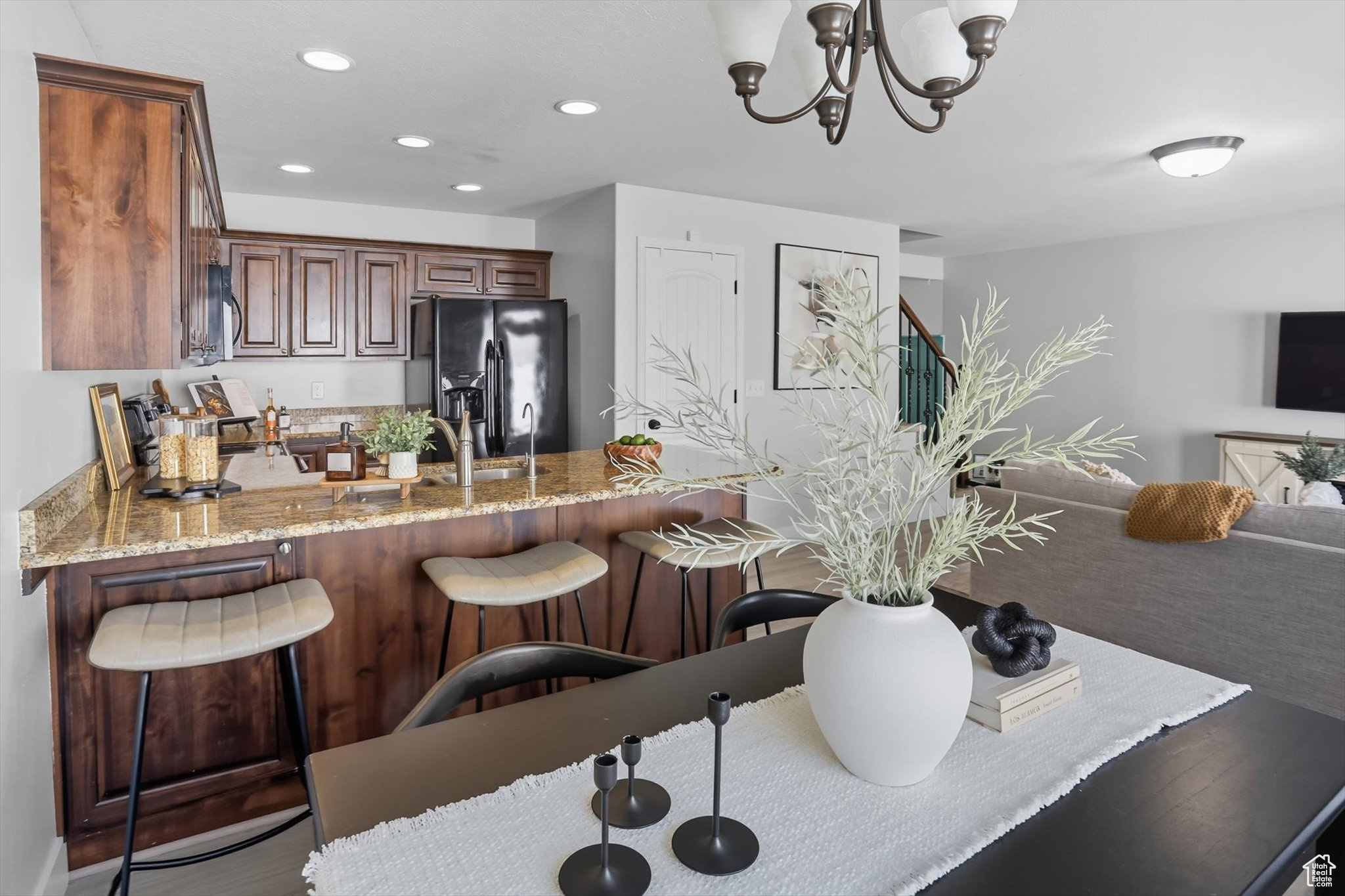 STOKER GARDENS - Residential