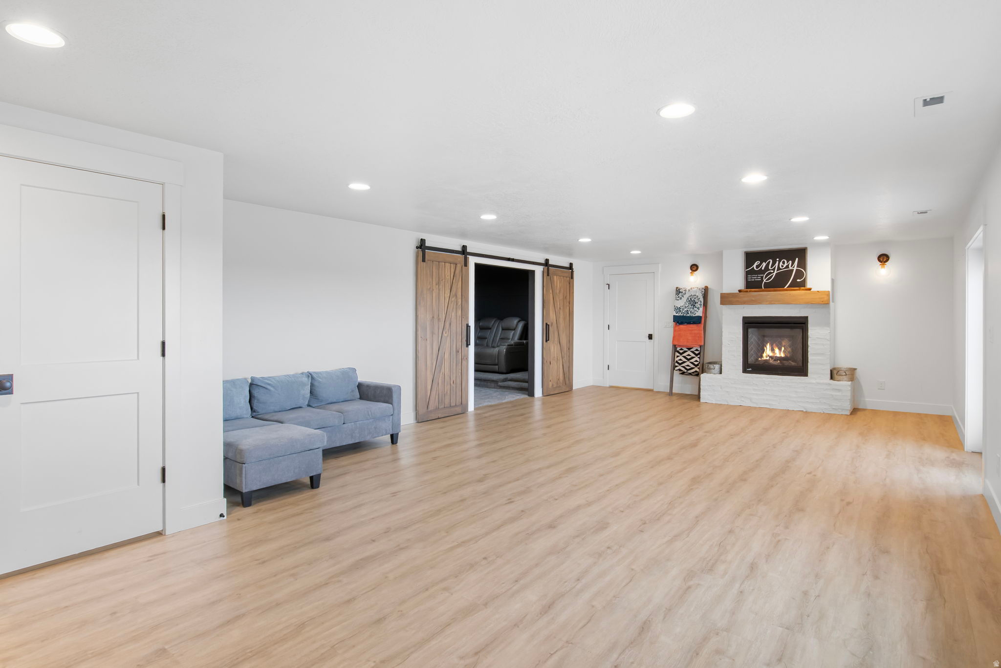 OLD FARM ESTATES - Residential