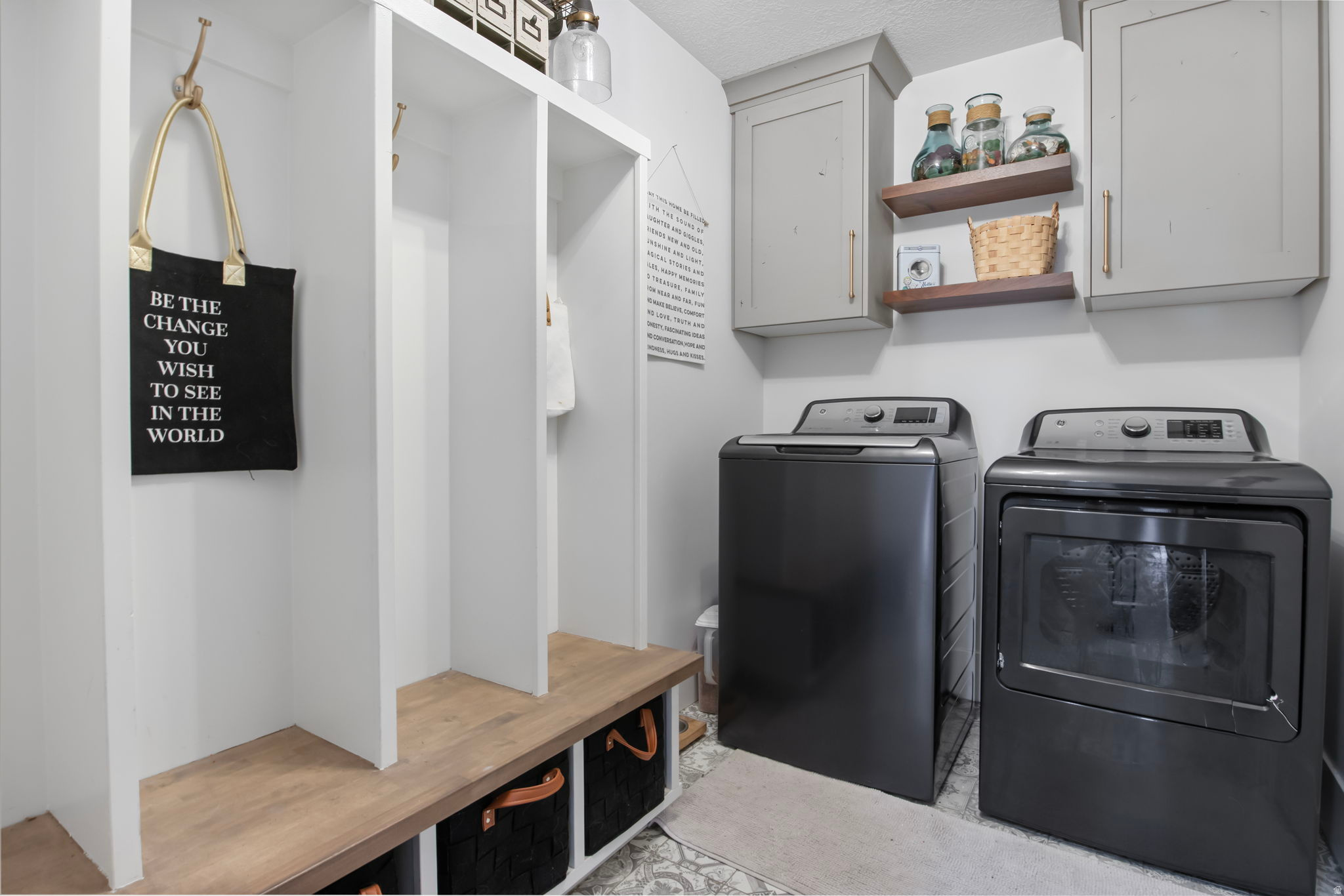 OLD FARM ESTATES - Residential