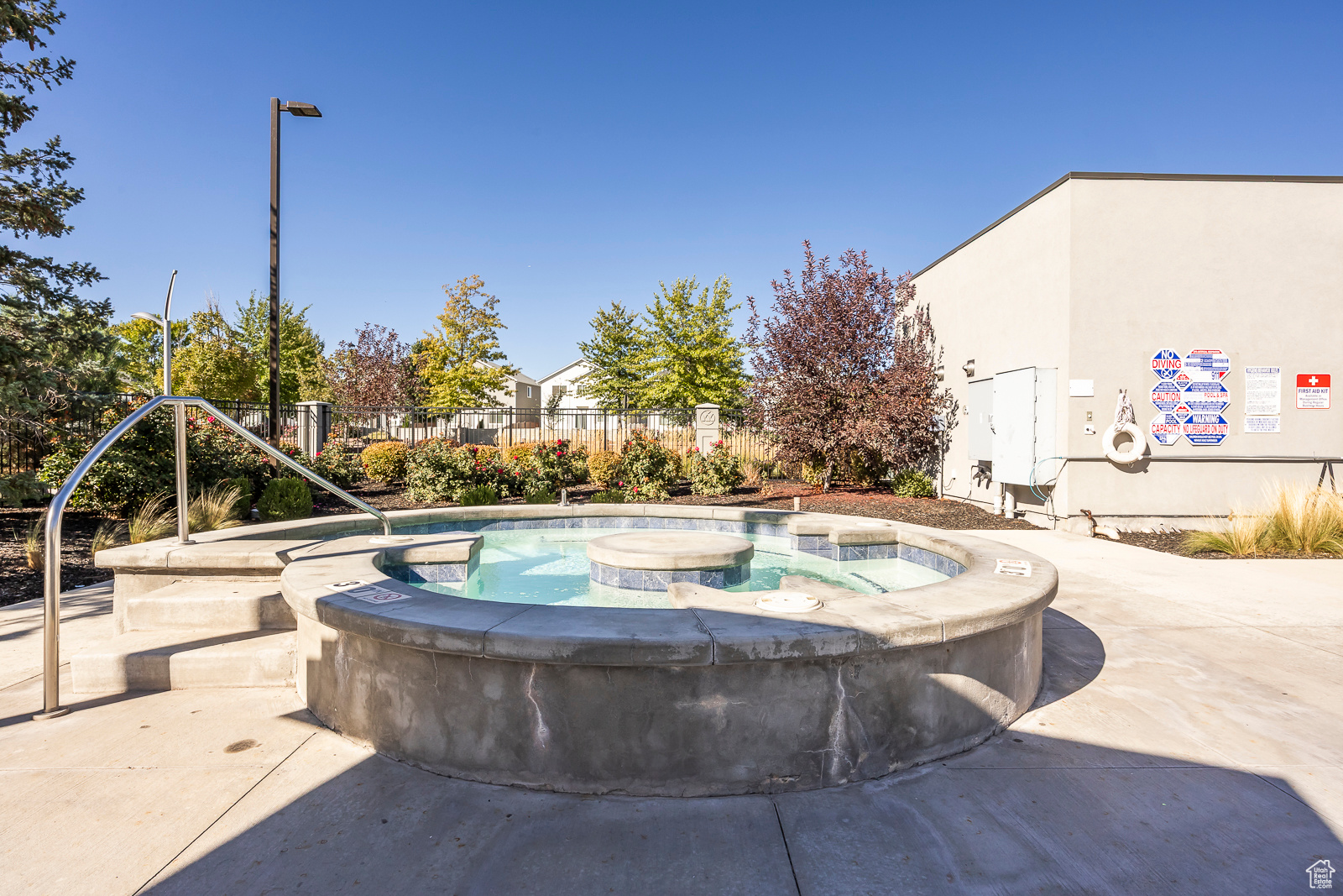 SPRINGS WATERS EDGE - Residential