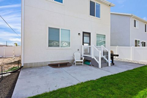 Tiny photo for 3504 W 4200 S, West Haven, UT 84401 (MLS # 2150013)