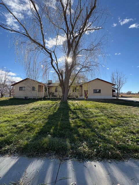 Photo of 5577 W 4000 S, Hooper, UT 84315 (MLS # 2127978)