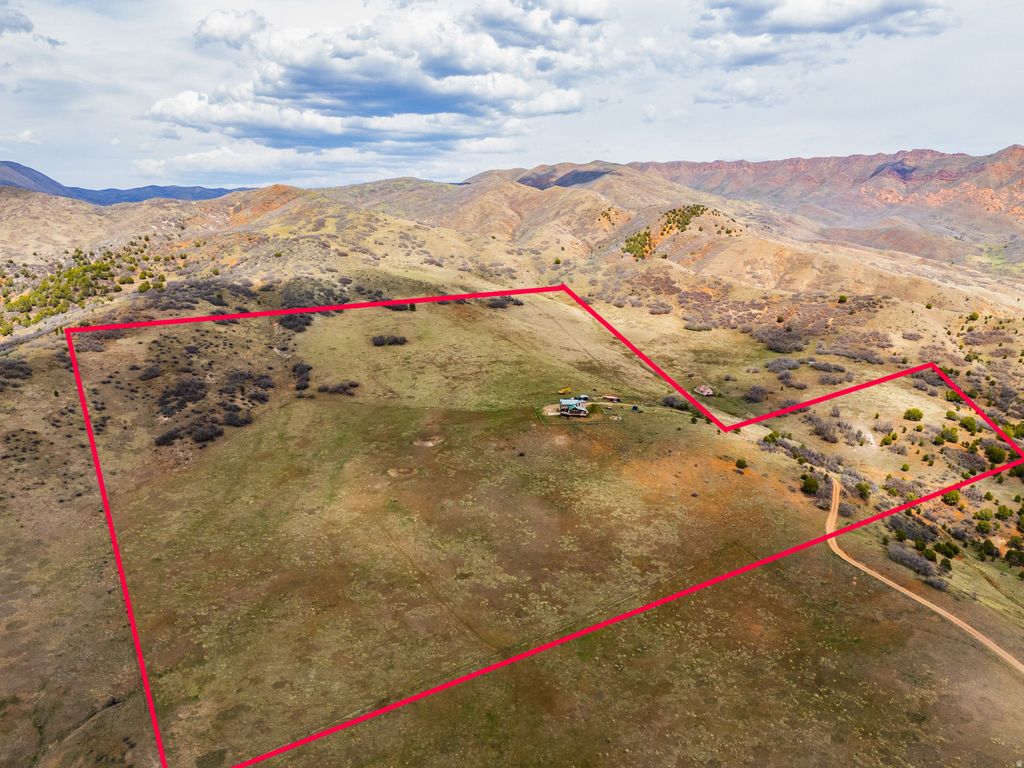Photo of 9795 E 7777 S, Spanish Fork, UT 84660 (MLS # 2154779)