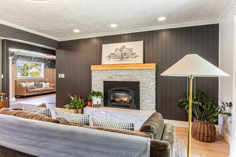 Tiny photo for 478 S 7600 E, Huntsville, UT 84317 (MLS # 2159552)