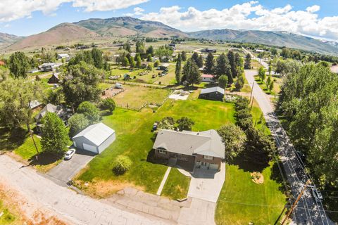 Tiny photo for 478 S 7600 E, Huntsville, UT 84317 (MLS # 2159552)