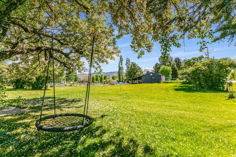 Tiny photo for 478 S 7600 E, Huntsville, UT 84317 (MLS # 2159552)