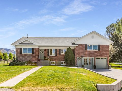 Tiny photo for 478 S 7600 E, Huntsville, UT 84317 (MLS # 2159552)