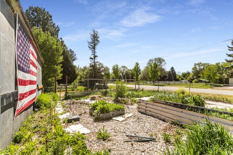 Tiny photo for 478 S 7600 E, Huntsville, UT 84317 (MLS # 2159552)