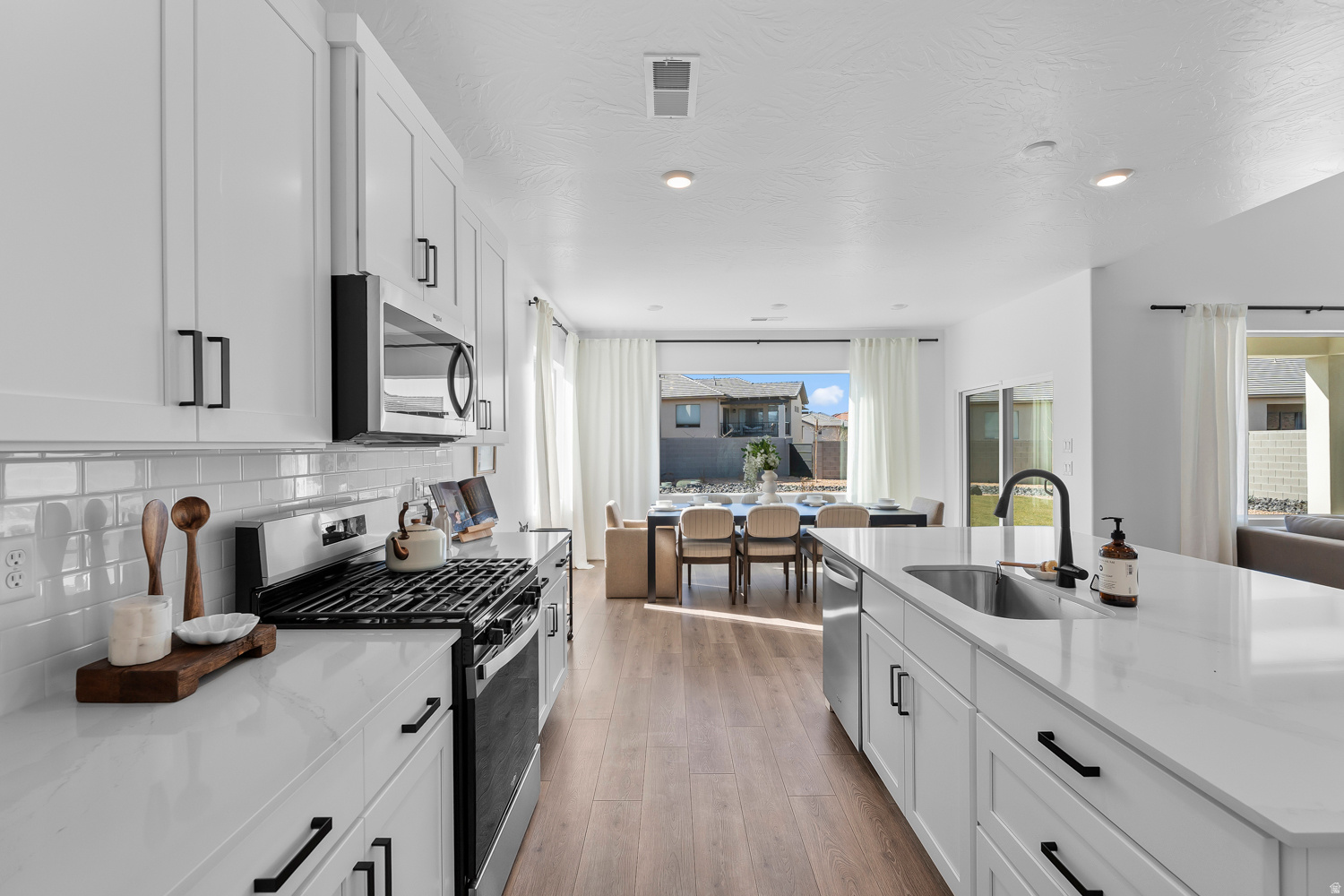 STANDING ROCK WEST - Residential