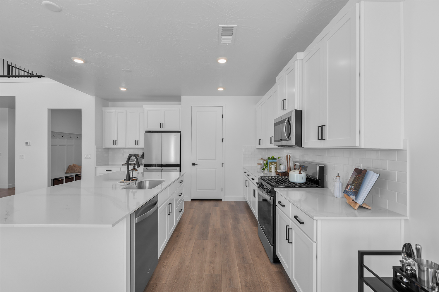 STANDING ROCK WEST - Residential